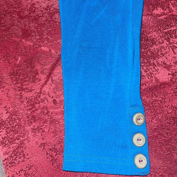 Shirt - Picture 4 of 5